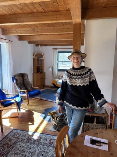 Birgit Dietsche freut ist Ihrr Gastgeberin
