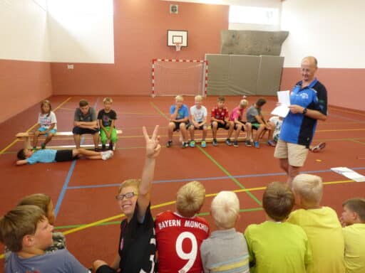 Play and exercise hall with climbing wall, table tennis, badminton and much more