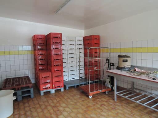 Im Verarbeitungsraum des Schlachtbetriebes